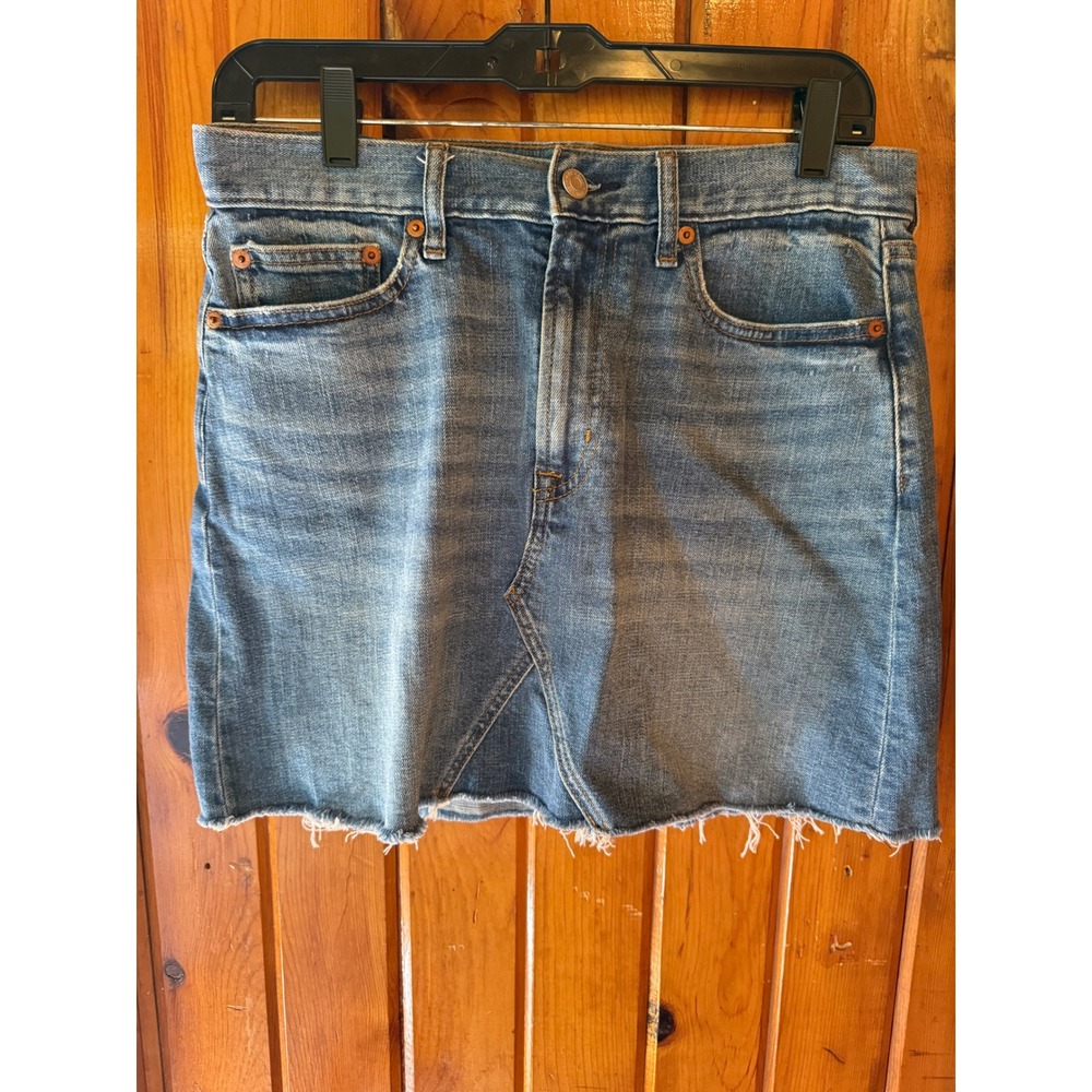 Denim Skirt Frayed Hem Blue Jean Mini Casual Everyday Gap Denim Size 28‎